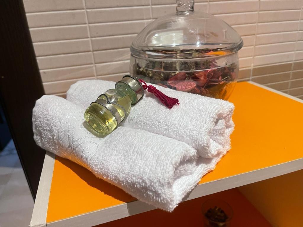 Magnifique Appartement Spacieux Confort Propre Familial 2 Chambres Salon Et Salle A Manger A 20Mn A Pied De Place Jemaa El Fina 4 Piscines Dans Espace De Golf A 12 Mn En Voitures L Entree Est Gratuit Pour La Clientele Ouvert Entre 10H Et 20H Marrakesz Zewnętrze zdjęcie